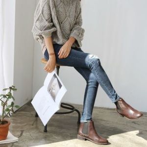 Blundstone 1902 Chelsea Boots- size 8 women